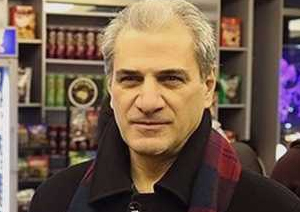 ناصر هاشمی: بازیگران کارگران فصلی هستند ناصر هاشمی: بازیگران کارگران فصلی هستند