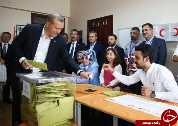 راز کت راه راه اردوغان در انتخابات +تصاویر راز کت راه راه اردوغان در انتخابات +تصاویر