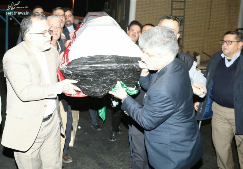 بازگشت پیکر دیپلمات شهید از آلمان به ایران +تصاویر بازگشت پیکر دیپلمات شهید از آلمان به ایران +تصاویر