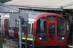 تصاویر/ متروسواری مردم کره شمالی در پیونگ یانگ