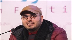 فیلم/رفتار نامناسب با فرزند شهید مدافع حرم!