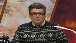 فیلم | توضیحات رضا رشیدپور درباره عکس با عوامل «عشق ابدی»