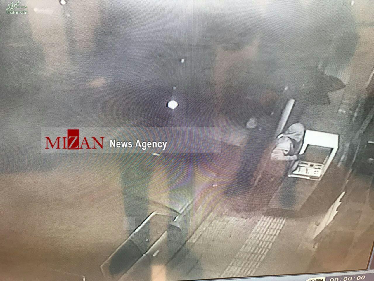سرقت دومین خودپرداز در محدوده میدان ونک +عکس سرقت دومین خودپرداز در محدوده میدان ونک +عکس
