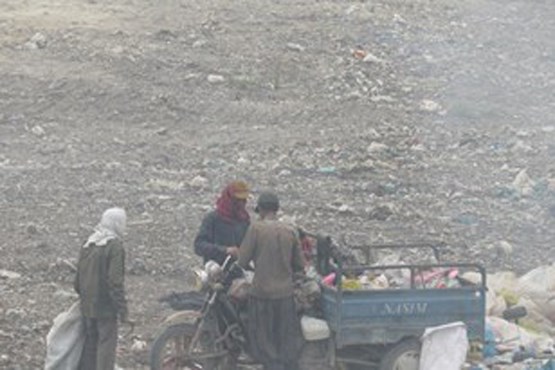 اینجا نان به نرخ زباله می‌خورند + عکس