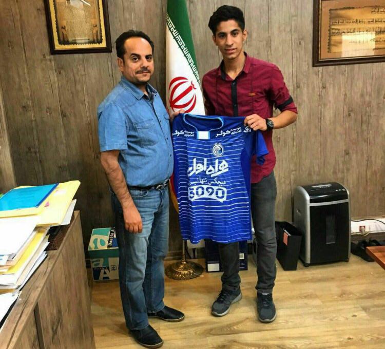 سومين خريد استقلال مشخص شد + عکس سومين خريد استقلال مشخص شد + عکس