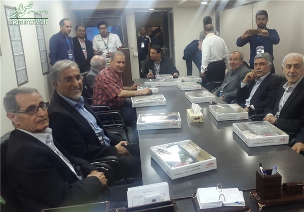 عکس/ افطاری روسای فدراسیونها در کنار هم در آزادی عکس/ افطاری روسای فدراسیونها در کنار هم در آزادی