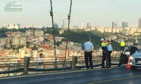 عکس/ اقدام عجیب پلیس ترکیه با مردی که خودکشي کرد عکس/ اقدام عجیب پلیس ترکیه با مردی که خودکشي کرد