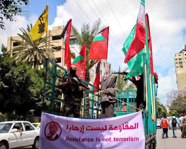 برافراشتن پرچم ایران در غزه برای اعتراض به ترامپ +تصاویر