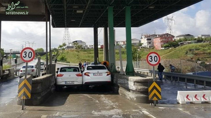 تصادف مضحک دو خودرو در استانبول +عکس