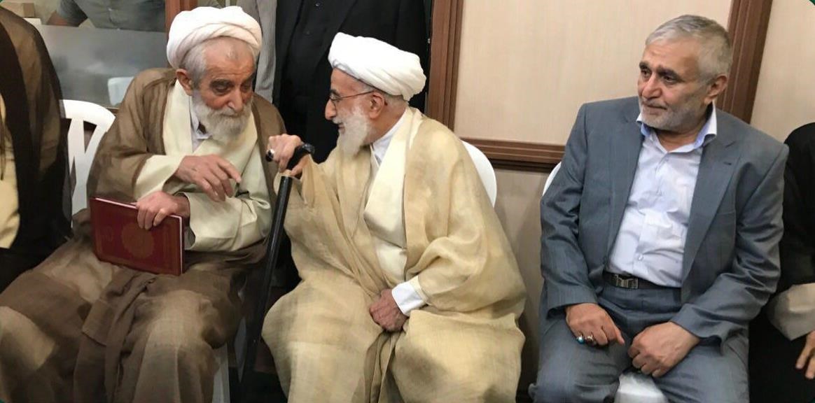 عکس/ آیت‌الله جنتی و مداح معروف