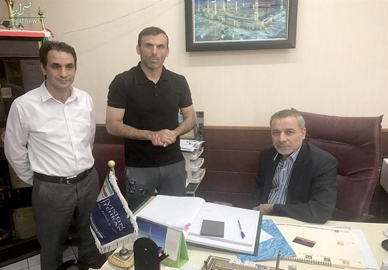 عکس/ ثبت قرارداد حسینی و کامیابی‌نیا