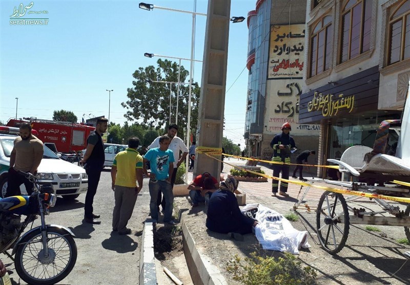 مرگ تلخ براثر برقگرفتگی و سقوط از تیر برق +تصاویر مرگ تلخ براثر برقگرفتگی و سقوط از تیر برق +تصاویر