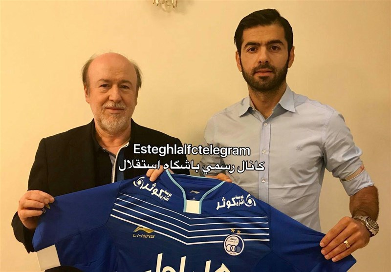 مدافع تیم ملی رسما آبیپوش شد +عکس مدافع تیم ملی رسما آبیپوش شد +عکس
