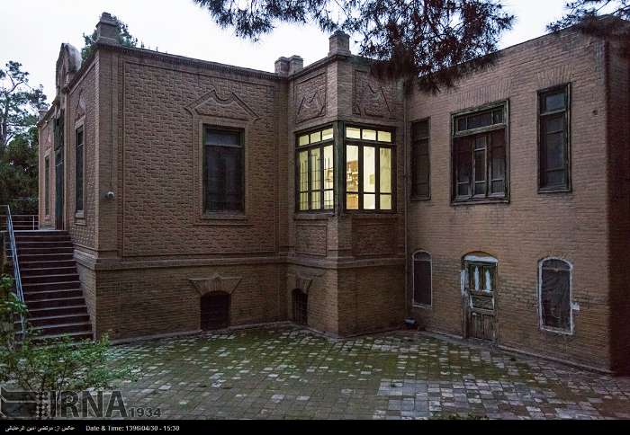 عمارت و باغ تاریخی عمارت و باغ تاریخی