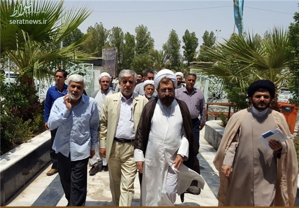 خطبهخوانی امام جمعه نجف به زبان فارسی +عکس خطبهخوانی امام جمعه نجف به زبان فارسی +عکس