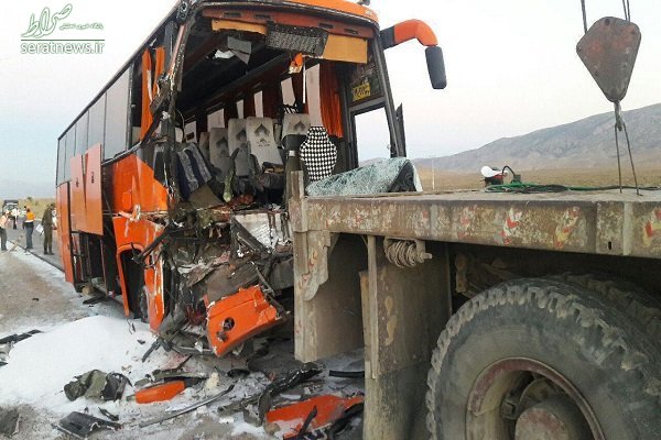 آخر هفته خونین در جادهها؛ خوابآلودگی و خستگی بازهم حادثهساز شد آخر هفته خونین در جادهها؛ خوابآلودگی و خستگی بازهم حادثهساز شد