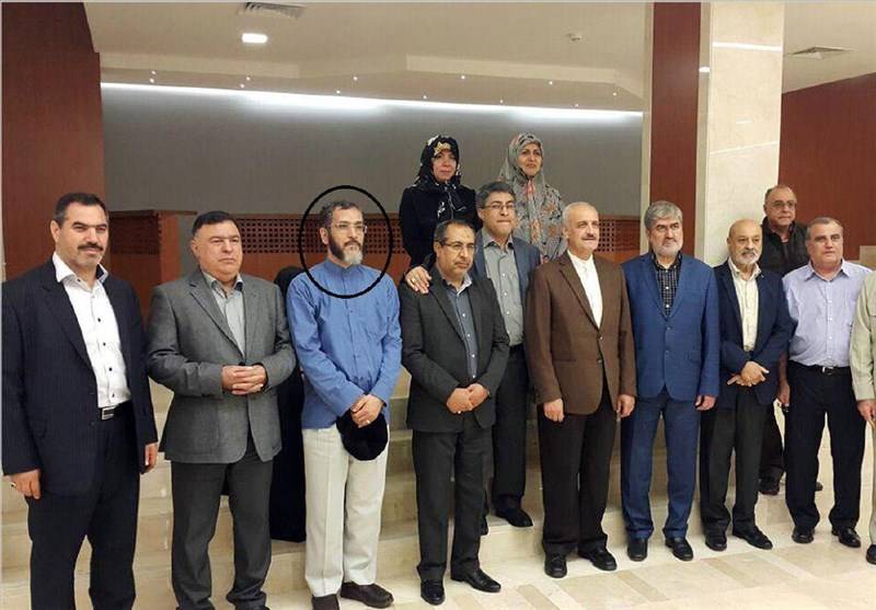 نماینده سلفی‌بگیر مجلس با ظاهری جدید+عکس