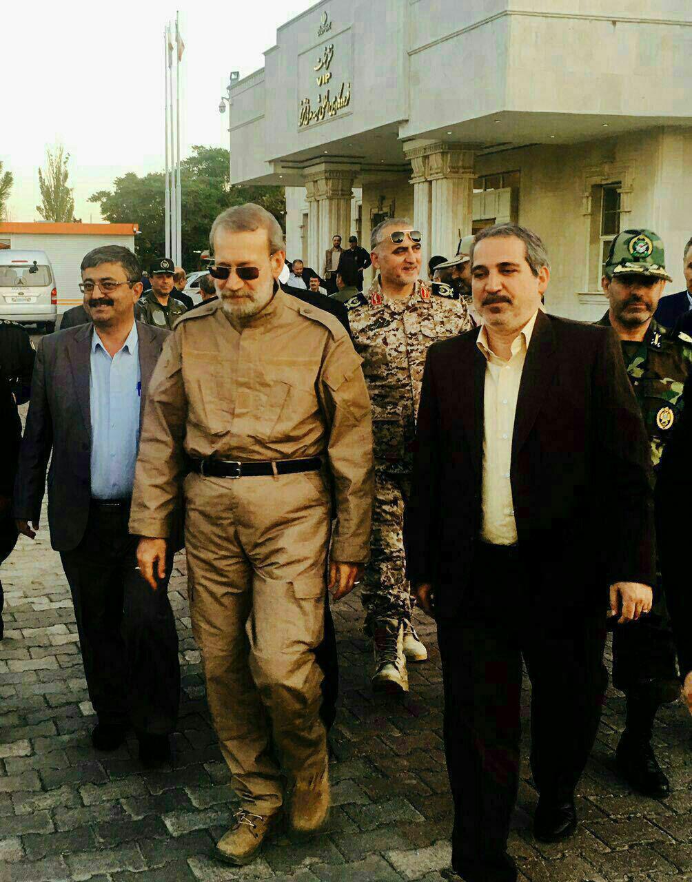 عکس/لباس متفاوت لاریجانی در سفر به آذربایجانشرقی عکس/لباس متفاوت لاریجانی در سفر به آذربایجانشرقی