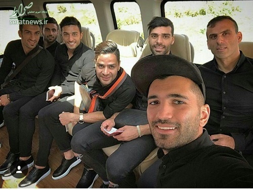 عکس/ سلفی پرسپولیسیها پیش از اعزام به دبی عکس/ سلفی پرسپولیسیها پیش از اعزام به دبی