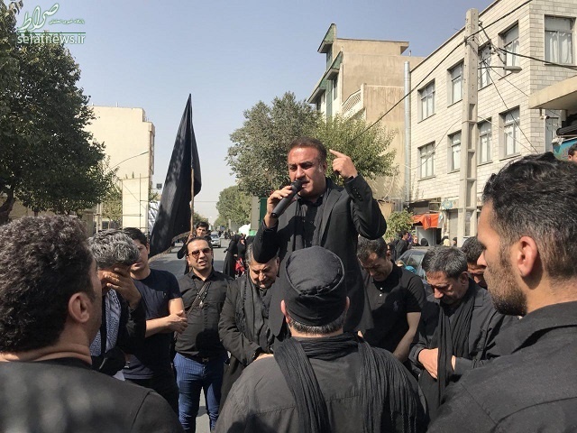 عکس/ مربی معروف لیگ برتری در حال مداحی عکس/ مربی معروف لیگ برتری در حال مداحی