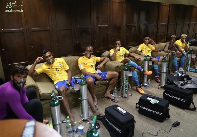 کار بازیکنان برزیل به ماسک اکسیژن کشید +عکس