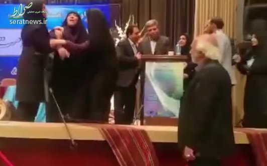 خانم نماینده؛ هر چه بگندد نمکش میزنند +عکس خانم نماینده؛ هر چه بگندد نمکش میزنند +عکس