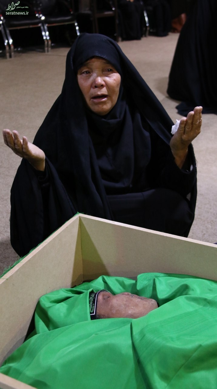 وداع با ۲ شهید فاطمیون در معراج شهدا+عکس وداع با ۲ شهید فاطمیون در معراج شهدا+عکس