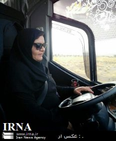 زنی که راننده اتوبوس شد+عکس زنی که راننده اتوبوس شد+عکس