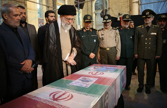آغاز تشییع پیکر شهید ححجی با حضور خیل عظیم عزادارن +تصاویر آغاز تشییع پیکر شهید ححجی با حضور خیل عظیم عزادارن +تصاویر