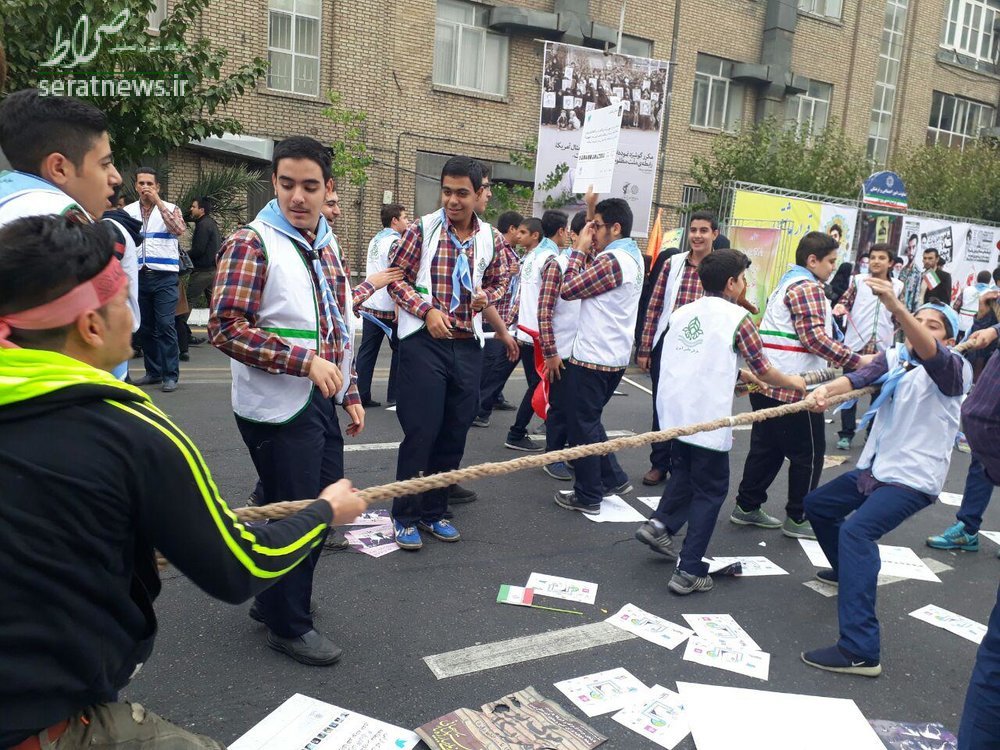 ۱۳ آبان روز «سلفی عزت» با مدافعان حرم ۱۳ آبان روز «سلفی عزت» با مدافعان حرم
