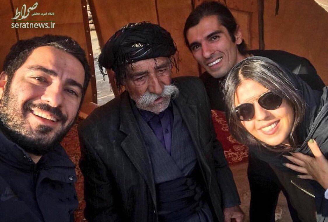 سلفي آقاي بازيگر و دختر همراهش با زلزله زدگاه مصيب زده سلفي آقاي بازيگر و دختر همراهش با زلزله زدگاه مصيب زده