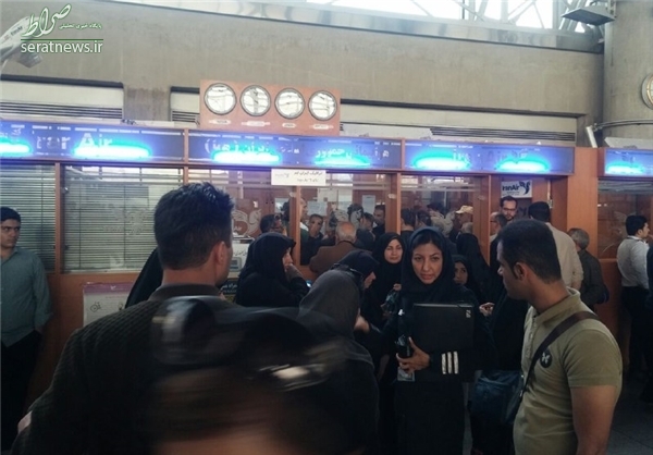 ۱۲ ساعت تاخیر پرواز و سرگردانی مسافران عتبات +عکس ۱۲ ساعت تاخیر پرواز و سرگردانی مسافران عتبات +عکس