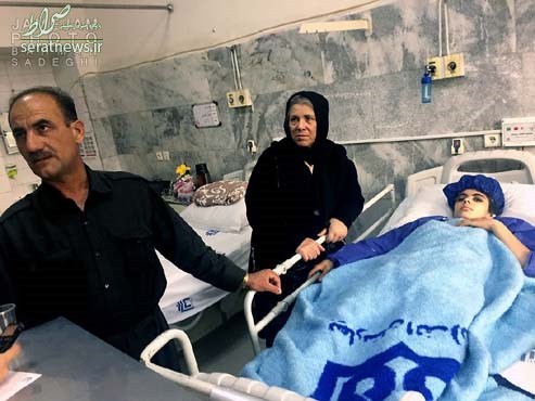 نجات معجزه آسای 6 نفر از مجروحان زلزله کرمانشاه + عکس نجات معجزه آسای 6 نفر از مجروحان زلزله کرمانشاه + عکس