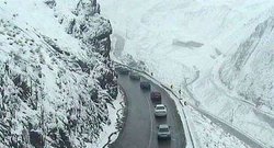 خطر ریزش سنگ در جاده‌های کوهستانی البرز