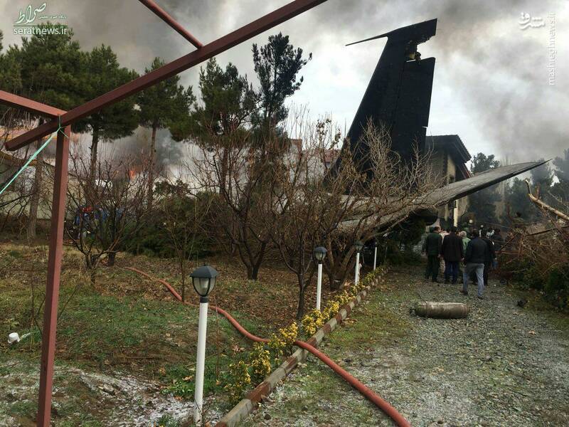 سقوط بوئینگ 707 باری قرقیزستانی در حوالی فرودگاه فتح کرج/ هواپیما ۱۰ خدمه داشته است +تصاویر