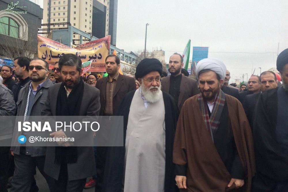 عکس/ علم الهدی در راهپیمایی 22 بهمن در مشهد