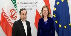 تاکید عراقچی بر اجرایی شدن فوری ساز و کار مالی اروپا با ایران