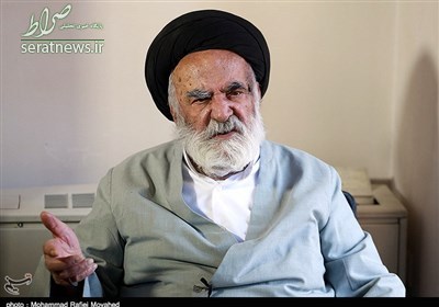 امام خمینی آمدن کدام نوه‌اش به بیمارستان را در آخرین لحظات عمر منع کرد؟