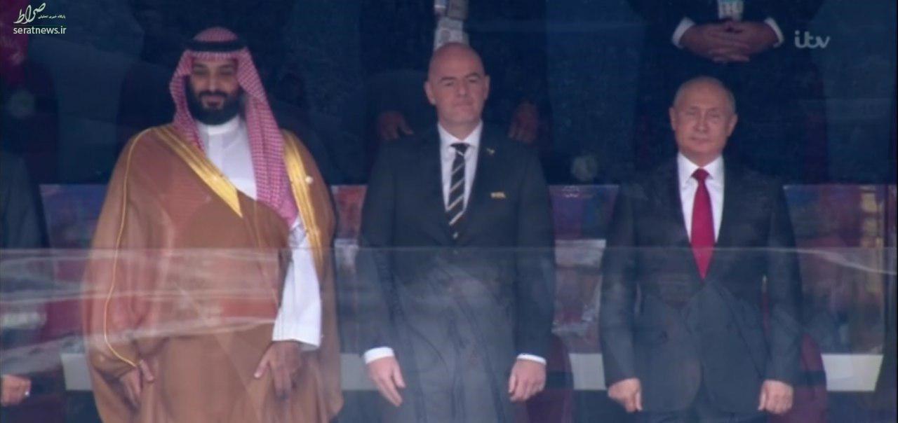 محمد بن سلمان در جایگاه ویژه در کنار پوتین و رئیس فیفا