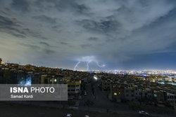 احتمال وقوع گرد و خاک در ۳ استان و باران در ۸ استان