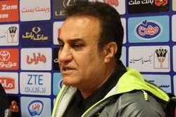 فرهاد کاظمی سرمربی پرسپولیس شد