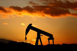 قیمت نفت جهانی بالا رفت