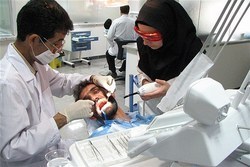 بهداشت‌کاران به جای دندانپزشکان به‌کارگیری می‌شوند