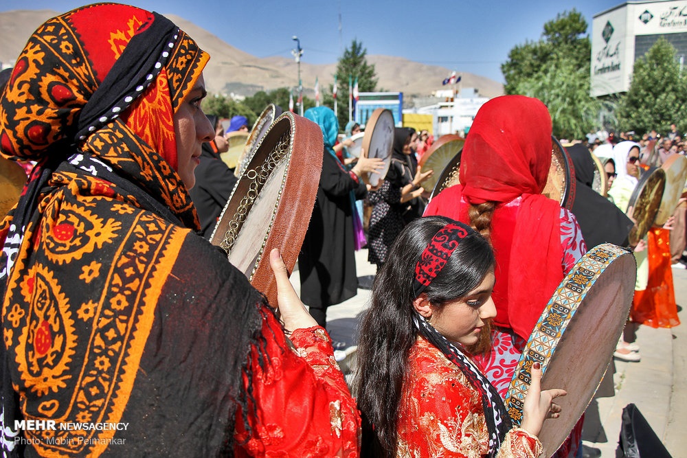 کارناوال دف نوازی در سنندج