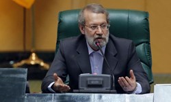 لاریجانی: دولت مسیر دیگری را در پیش گیرد