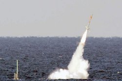 ورود زیر دریایی حامل موشک های آمریکا به مدیترانه
