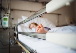 مرگ مشکوک یک کودک پس از مصرف فست فود