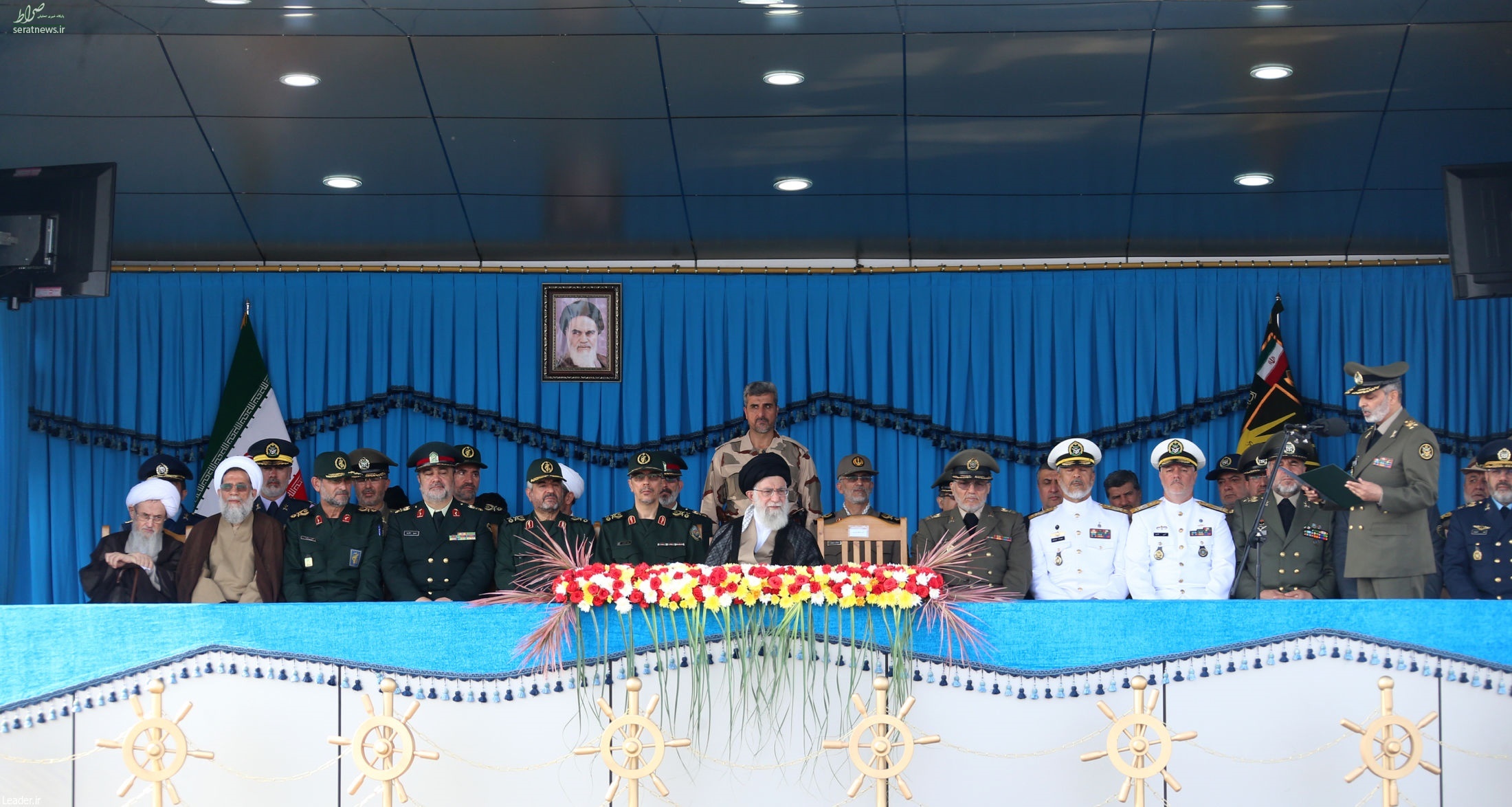 تصاویر/حضور رهبرانقلاب در مراسم دانش‌آموختگی دانشجویان ارتش