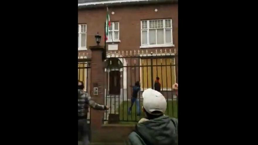 تعرض به حریم سفارتخانه‌های ایران در قلب اروپا با اهمال پلیس