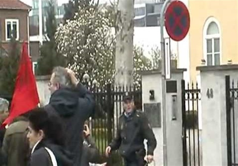 تعرض به حریم سفارتخانه‌های ایران در قلب اروپا با اهمال پلیس